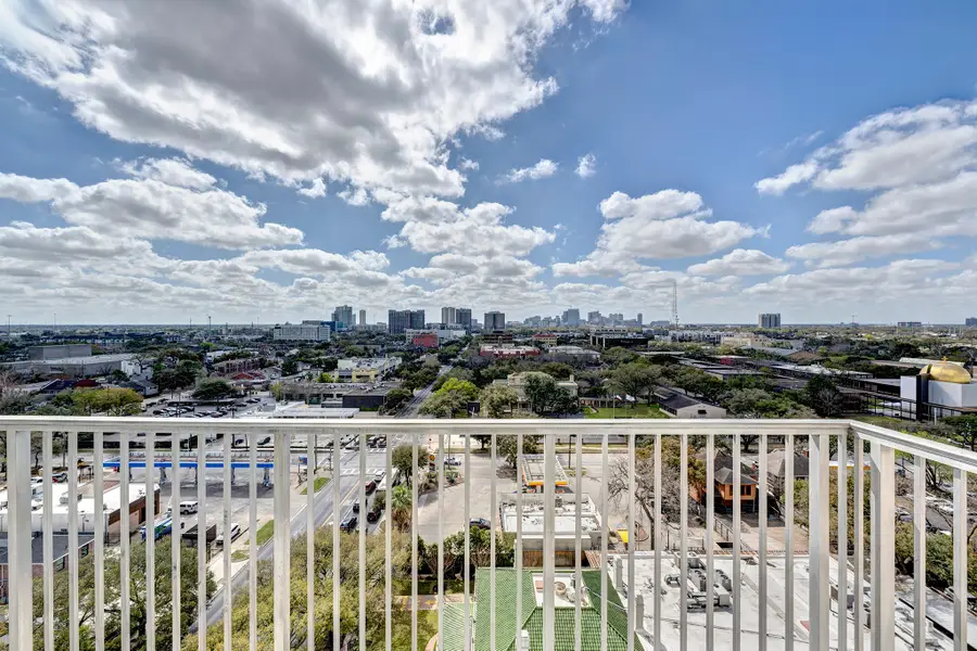 3614 Montrose Boulevard #1106, Houston, TX 77006 - #2