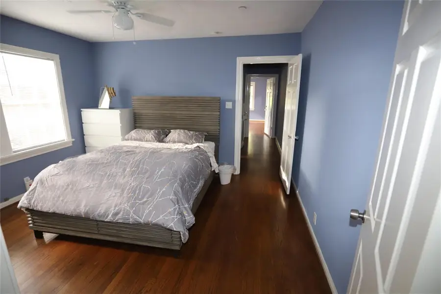 4912 Bellaire Boulevard, Bellaire, TX 77401 - #3