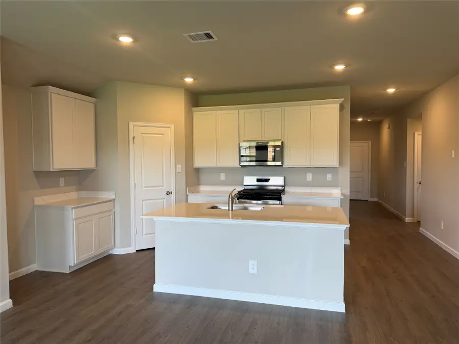 1020 Legrand Street, Brenham, TX 77833 - #2