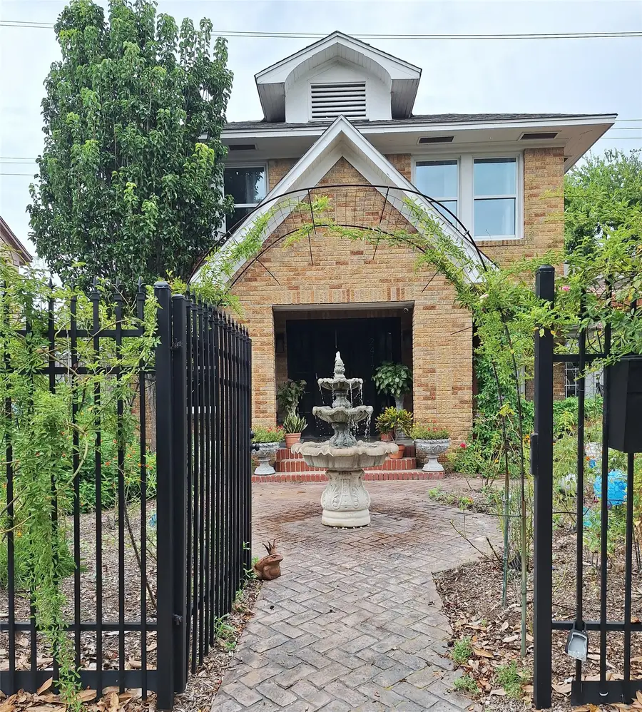 2417 Blodgett Street, Houston, TX 77004 - #2