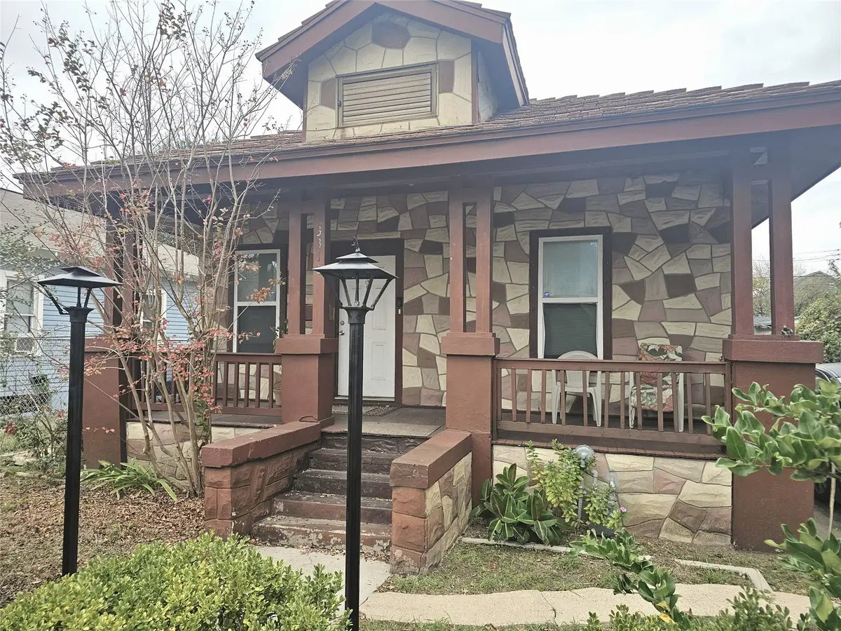 3310 Avenue M 1/2, Galveston, TX 77550 - Image #1