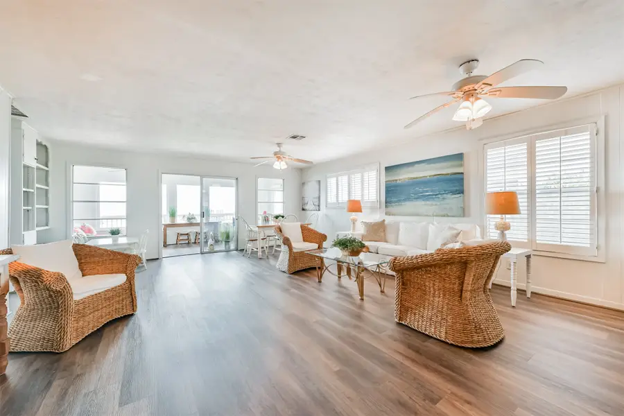 1521 John Street, San Leon, TX 77539 - #3