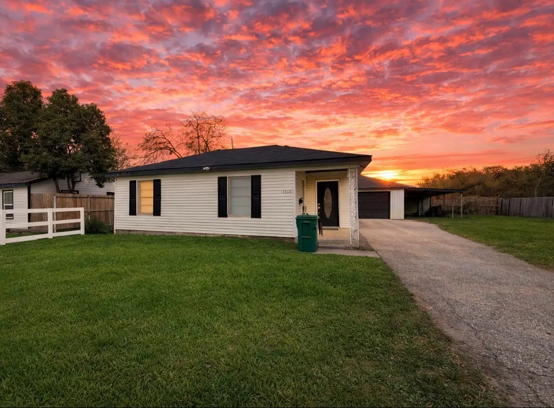 1305 Jackson Avenue, Pasadena, TX 77506 - Image #1