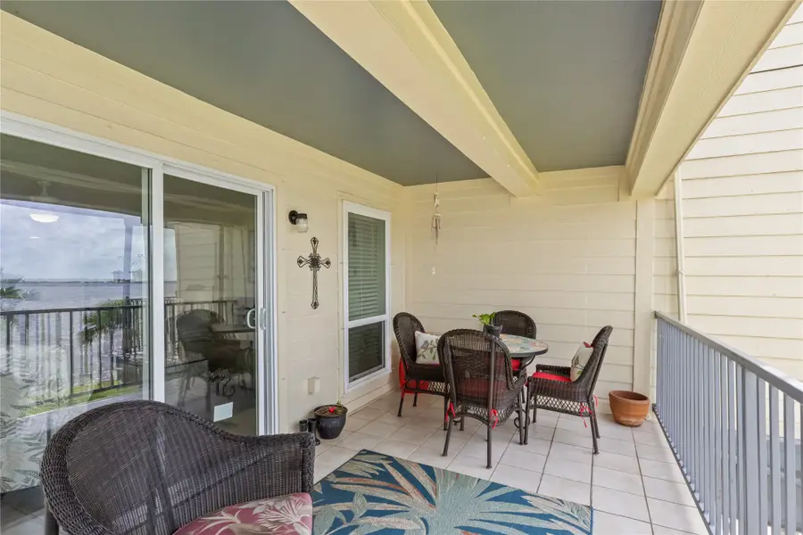 4001 Nasa 1 Parkway #112, El Lago, TX 77586 - #3