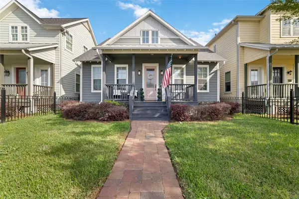 8726 Kempwood Drive, Houston, TX 77080