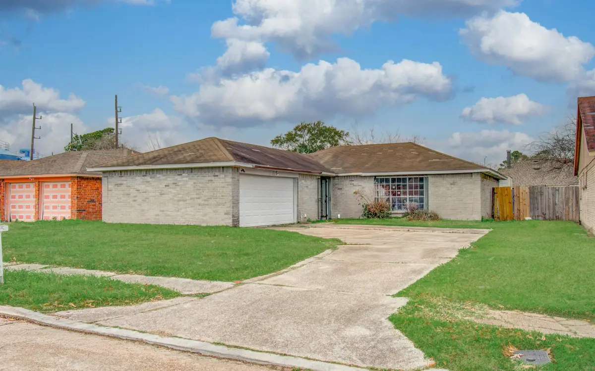 11927 Loveland Pass Drive, Houston, TX 77067 - #1