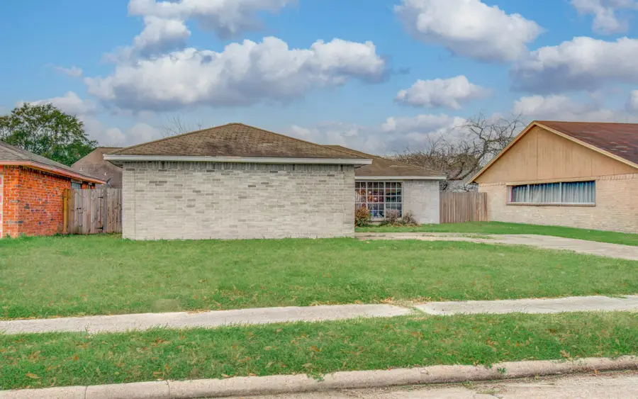 11927 Loveland Pass Drive, Houston, TX 77067 - #2