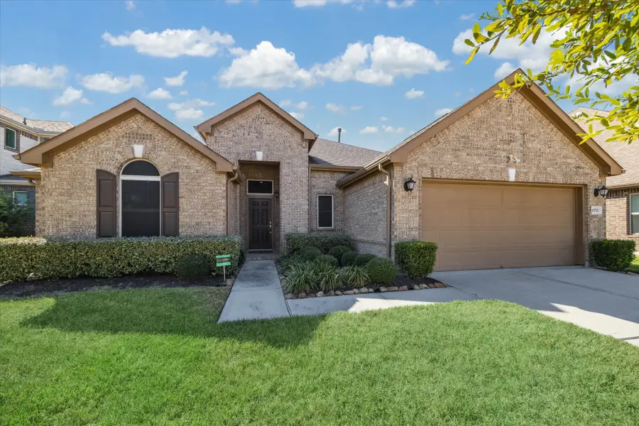 15711 Holloway Creek Court, Houston, TX 77044 - Image #2