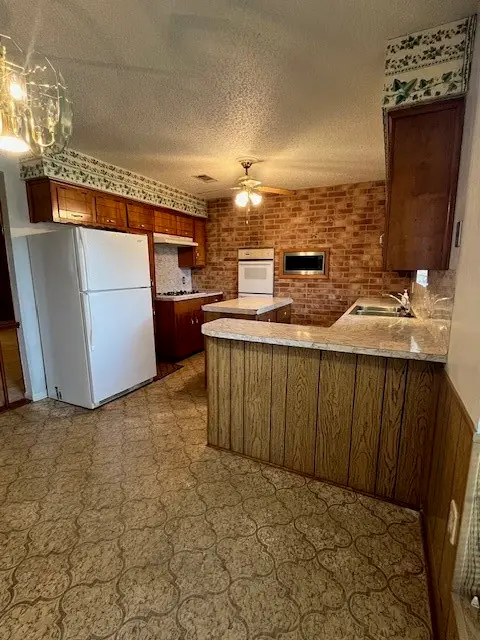 369 Windsor Square, Alvin, TX 77511 - Image #2