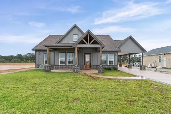 1242 Long Leaf Pine Street, Huffman, TX 77336