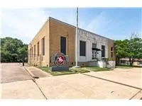 102 W Fox Street, Caldwell, TX 77836