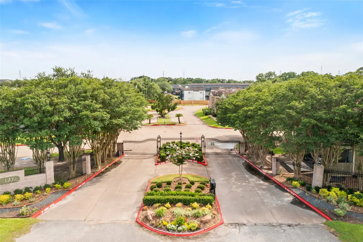 18800 Egret Bay Boulevard #119, Webster, TX 77058 - #1