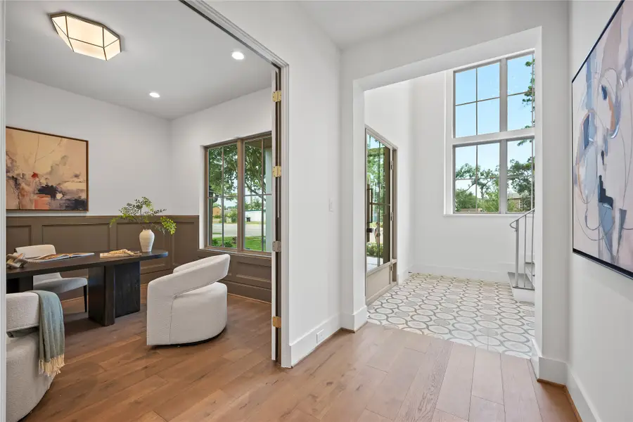 1570 Cheshire Lane, Houston, TX 77018 - Image #2