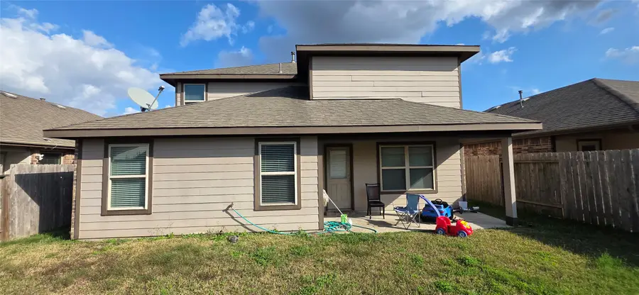 8014 Fieldfare Drive, Rosharon, TX 77583 - Image #2