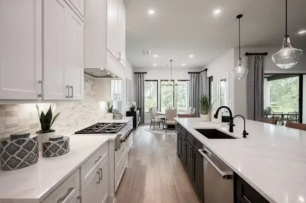 34 Cottonwood Lake Court, Fulshear, TX 77441