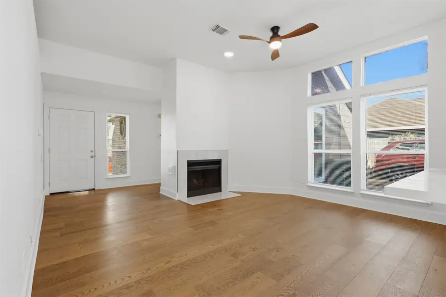 6327 Southwood Court N, Houston, TX 77035 - Image #2