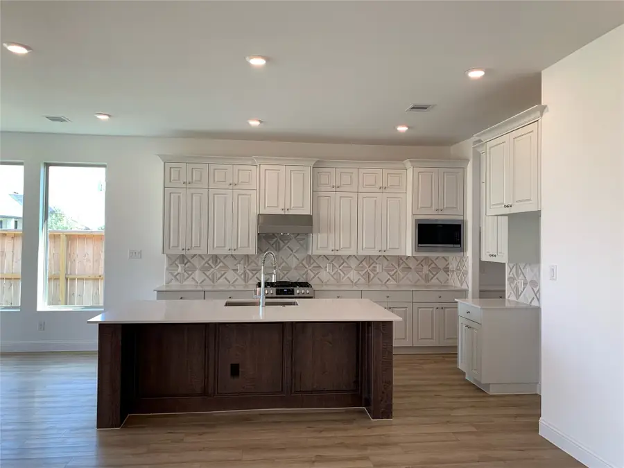 30927 Vintage Creek Lane, Fulshear, TX 77441 - Image #2