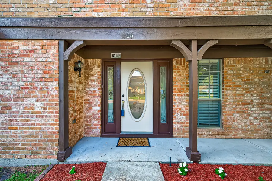 1106 S Kanah Lane, Houston, TX 77090 - Image #3