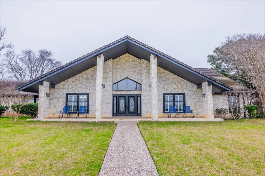 1460 E State Highway 87, Nixon, TX 78140 - Image #2