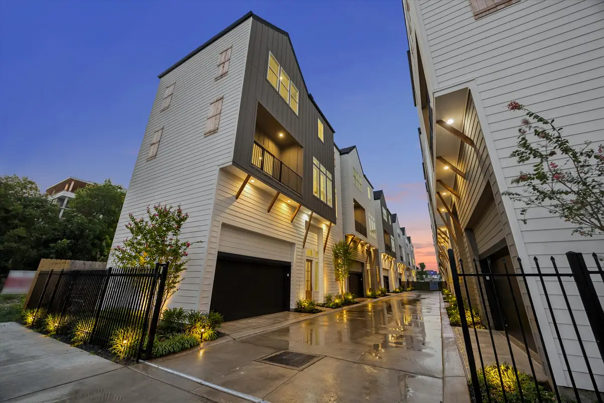 1187 W 19th Street, Houston, TX 77008 - #1