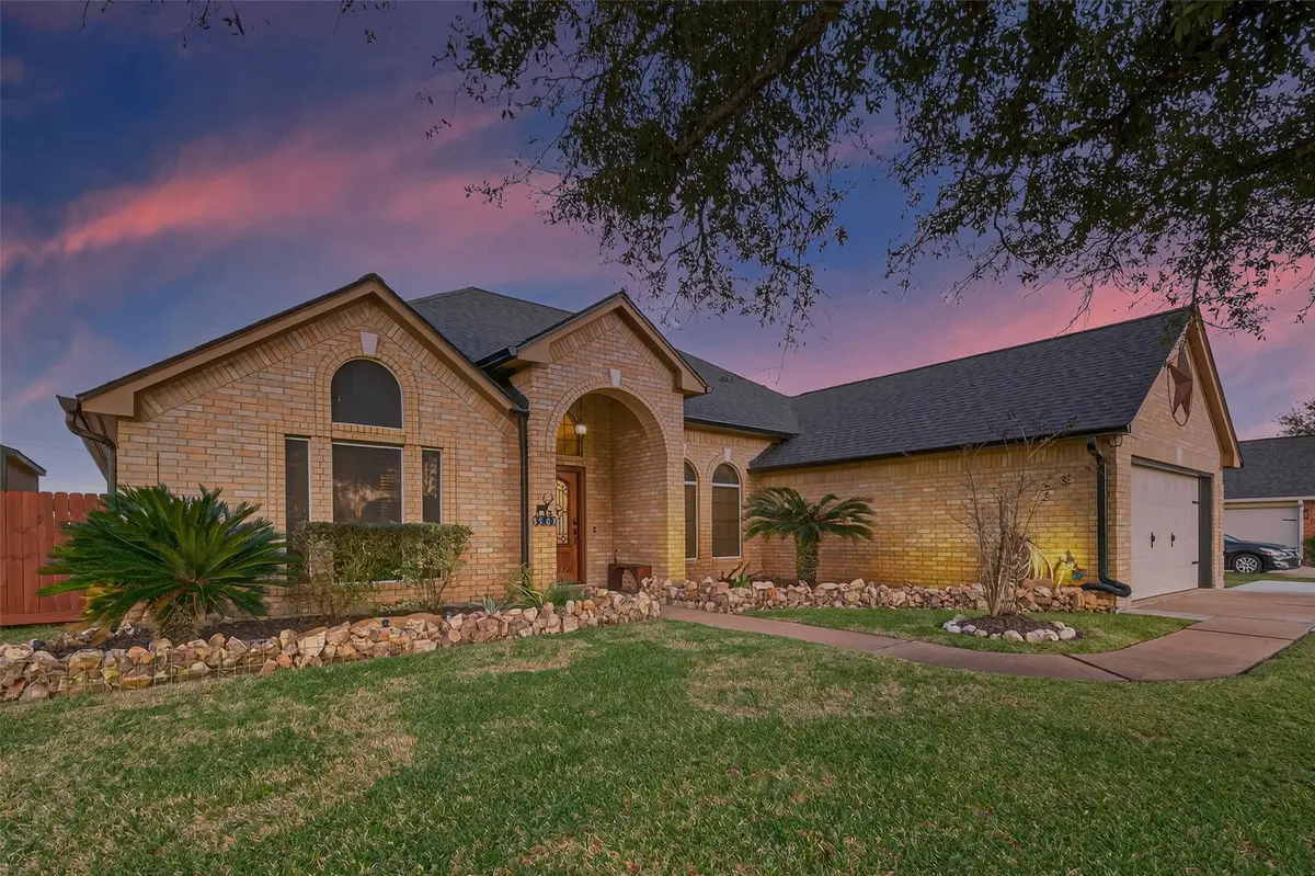 9507 Highland Pointe Drive, Needville, TX 77461 - Image #1