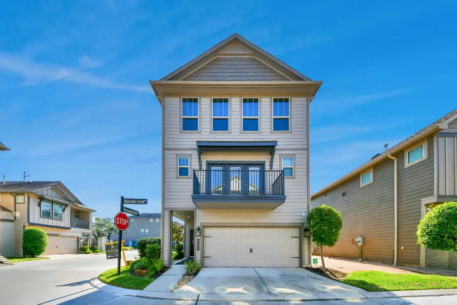 8605 Hollyoaks Creek Lane, Houston, TX 77063 - Image #2