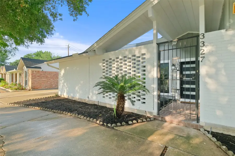 3327 Freshmeadows Drive, Houston, TX 77063 - #2