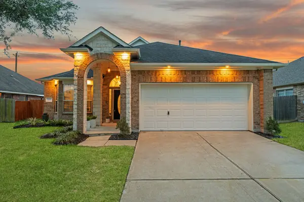 3216 Cactus Heights Lane, Pearland, TX 77581