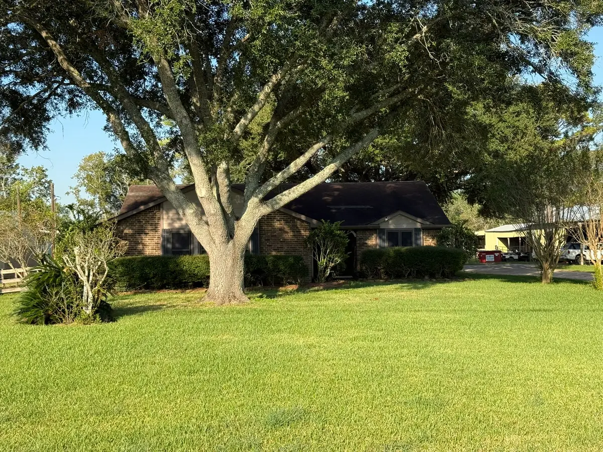 16808 County Road 831, Pearland, TX 77584 - #1