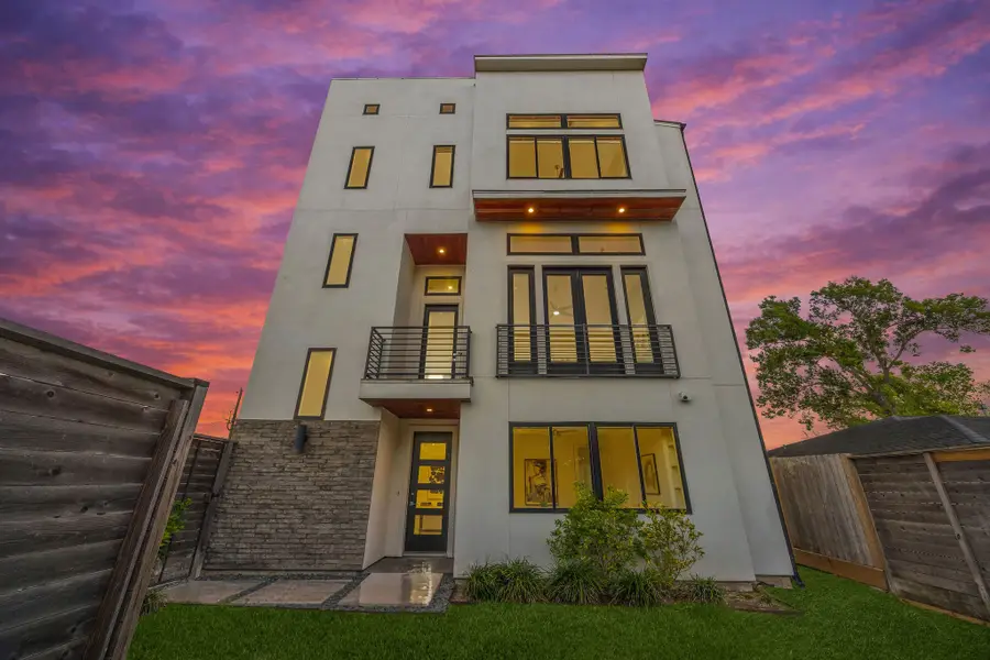 7327 Shadyvilla Pointe Drive, Houston, TX 77055 - #2