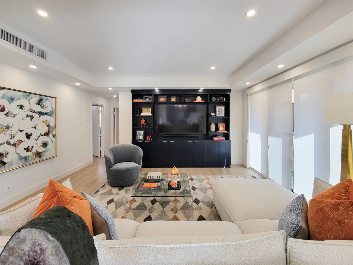 9333 Memorial Drive #320, Houston, TX 77024 - #1