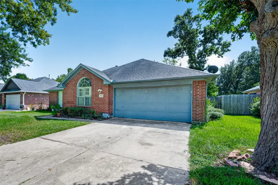 3002 Overland Trail, Dickinson, TX 77539 - #2