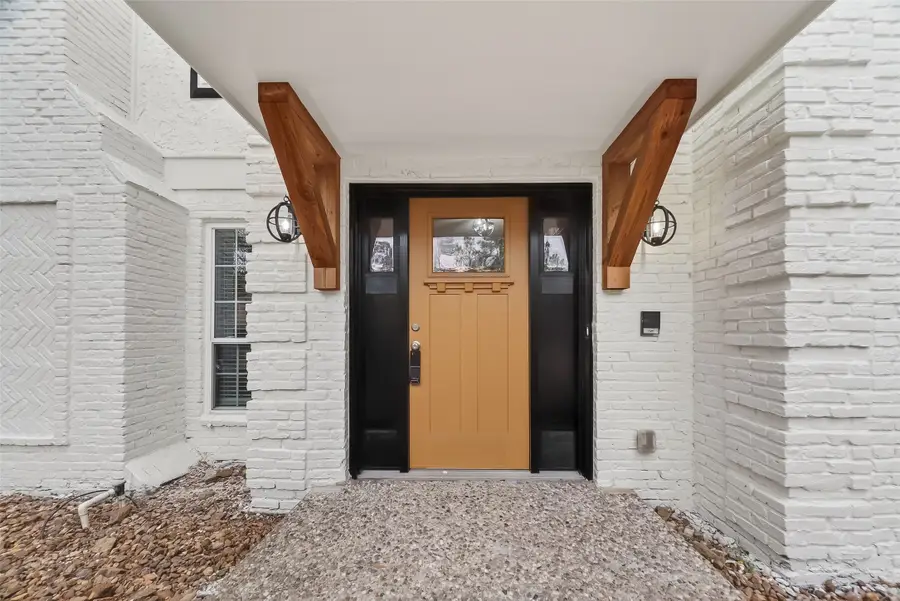 2402 Oak Shores Drive, Houston, TX 77339 - #2