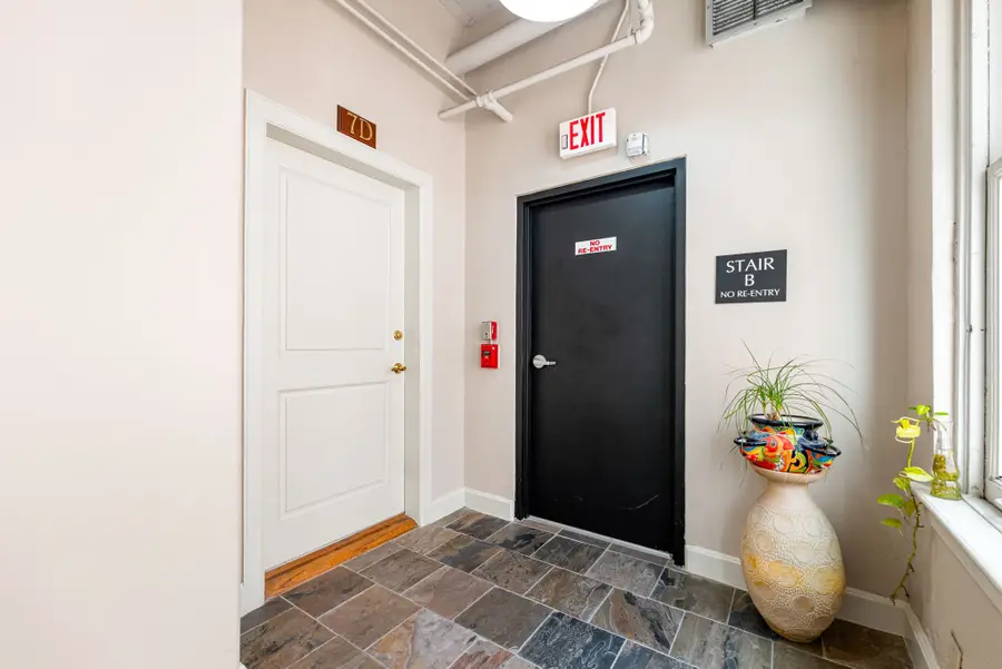 1120 Texas Street #7D, Houston, TX 77002 - Image #3