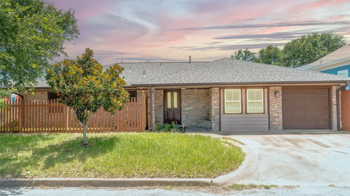 803 Sealy Street, Galveston, TX 77550 - Image #1