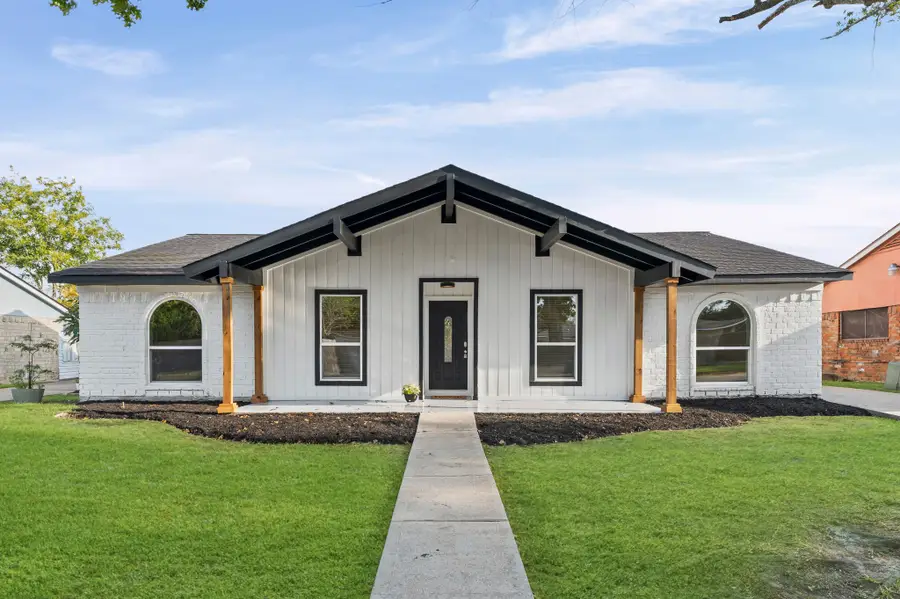 10306 Sagedowne Lane, Houston, TX 77089 - Image #2