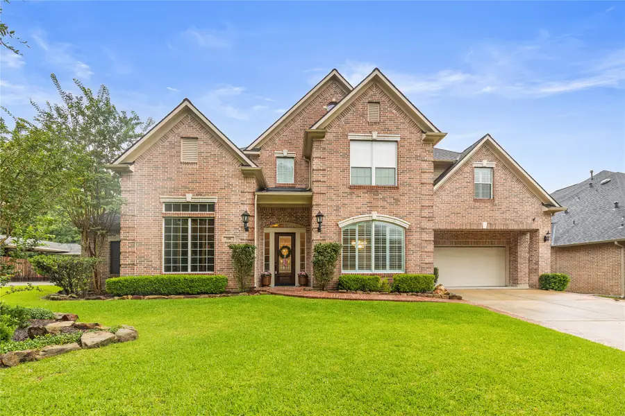 118 N Shawnee Ridge Circle, The Woodlands, TX 77382 - #2