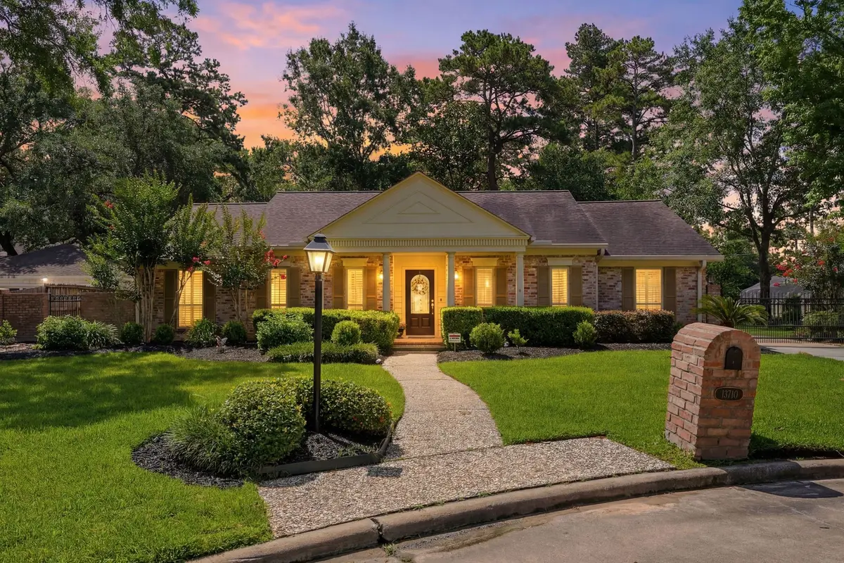 13710 Foxmoor Lane, Houston, TX 77069 - #1