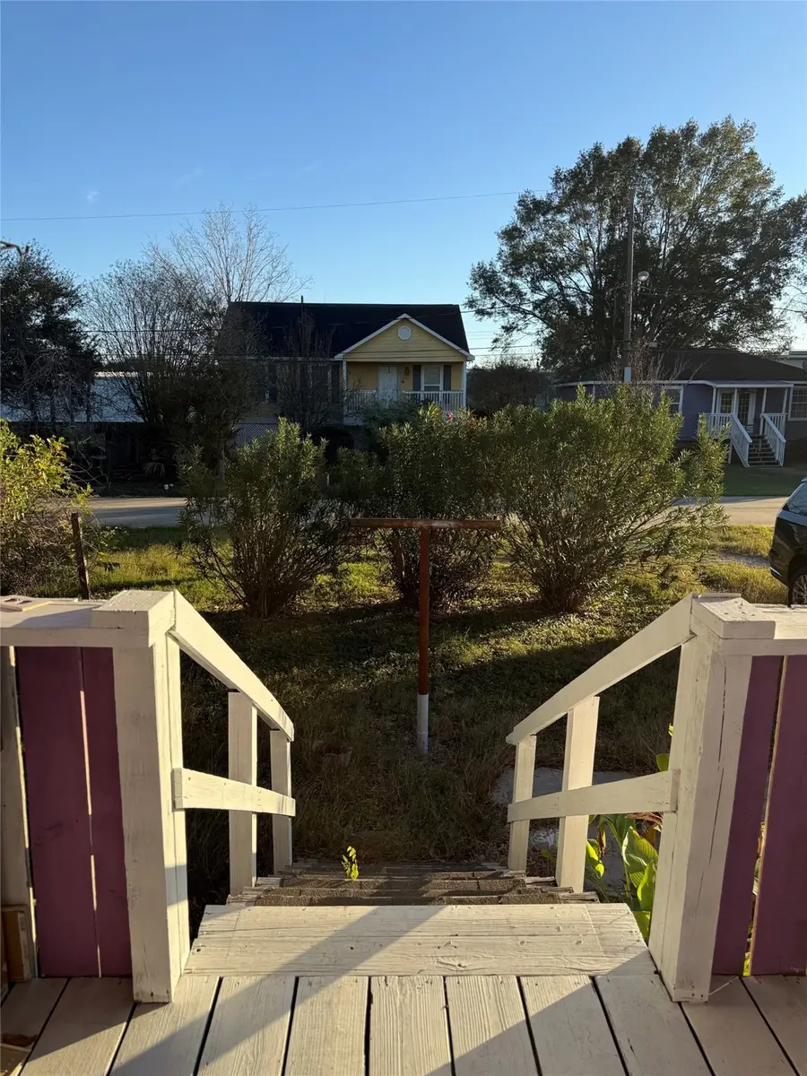 95 W 8th Street, Kemah, TX 77565 - Image #2