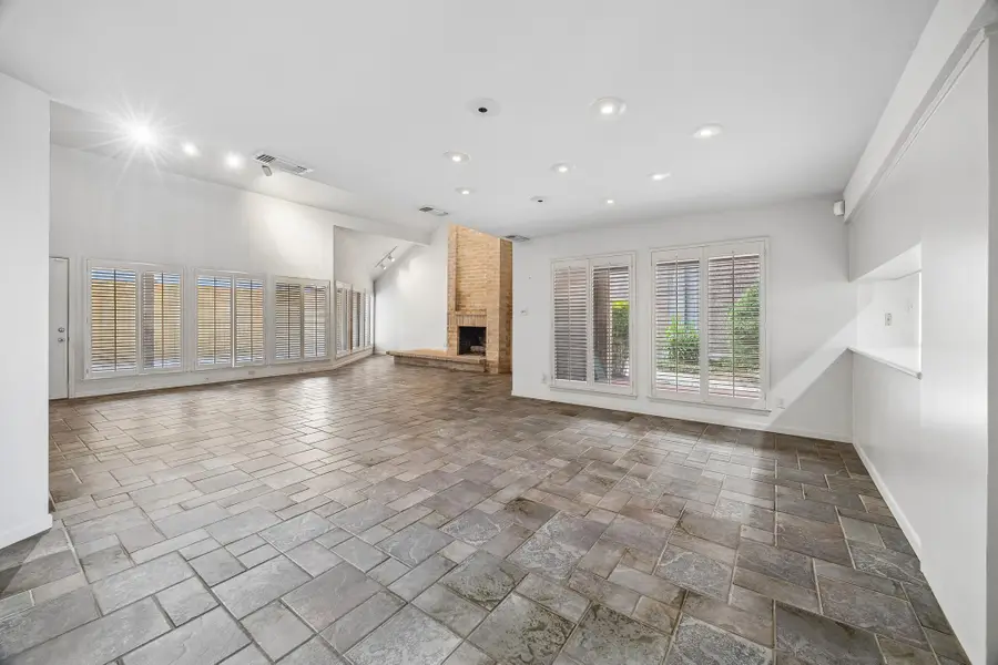 10327 Olympia Drive, Houston, TX 77042 - #2