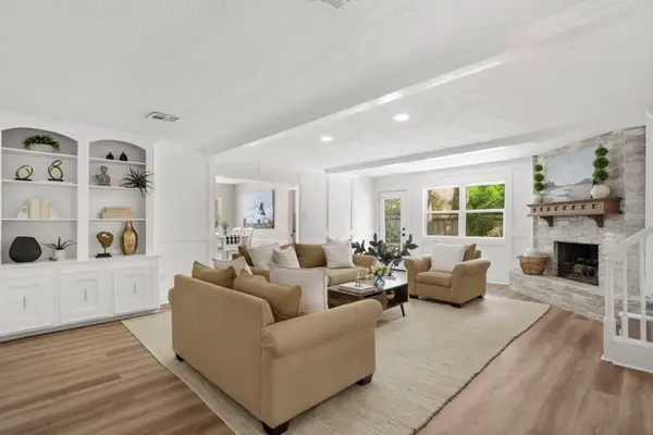8206 Colonial Oaks Lane, Spring, TX 77379