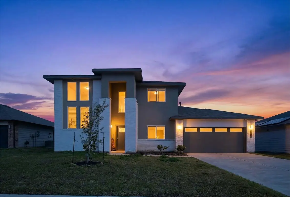 6823 Amber Cliff Lane, Richmond, TX 77469 - #1