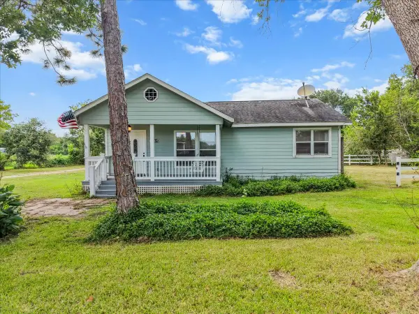 14324 28th Street, Santa Fe, TX 77517