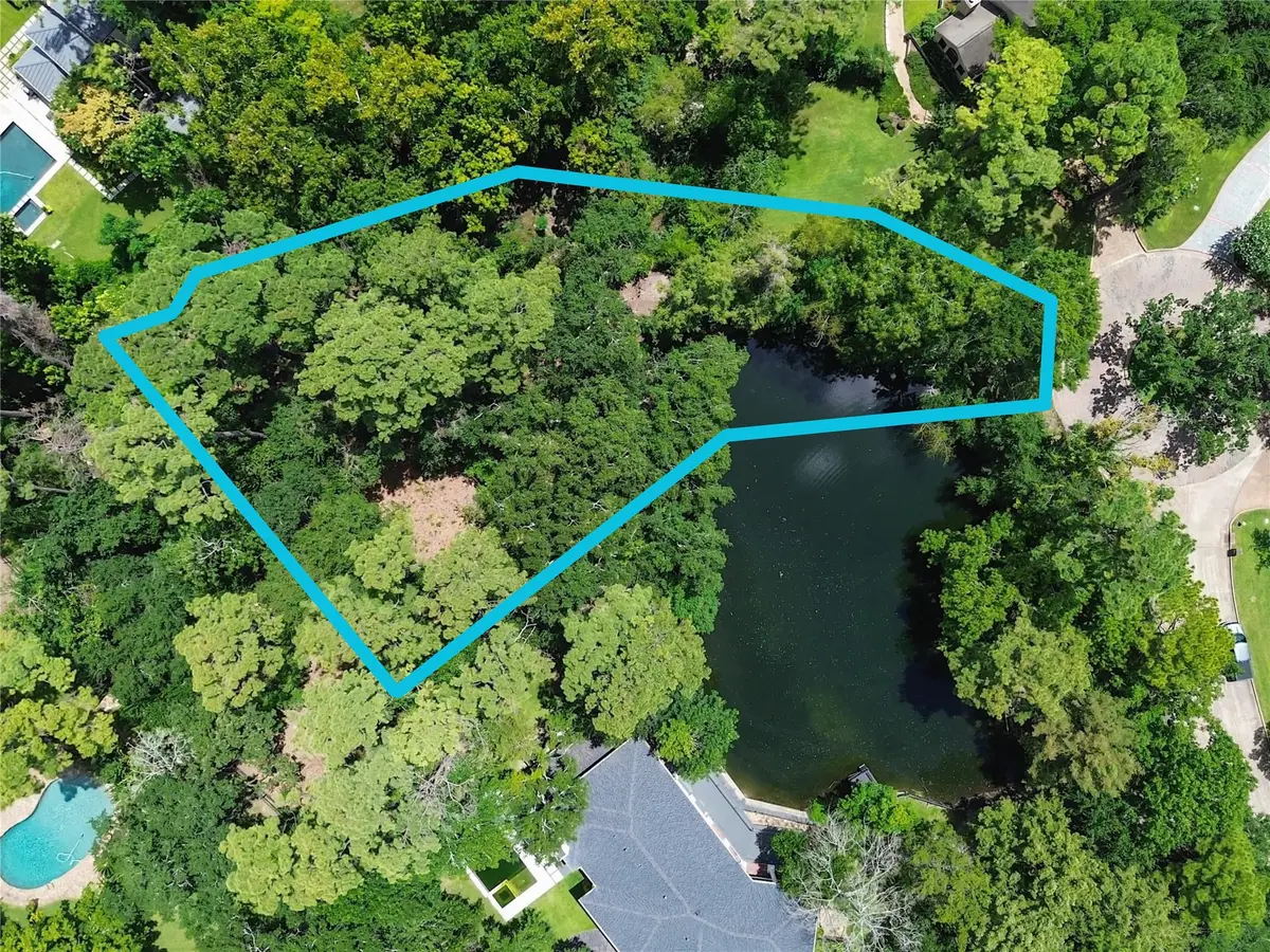 7 Carlton Park Court, Houston, TX 77024 - Image #1