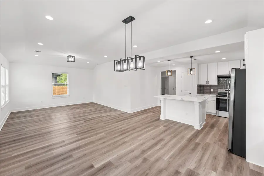 514 W Wilkins Street, Brenham, TX 77833 - #3