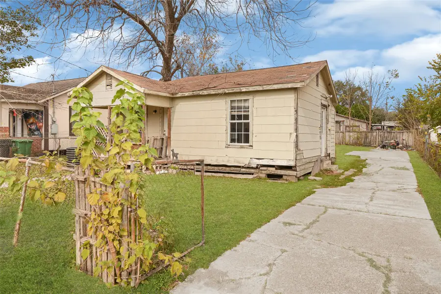 7427 Texarkana Street, Houston, TX 77020 - Image #3