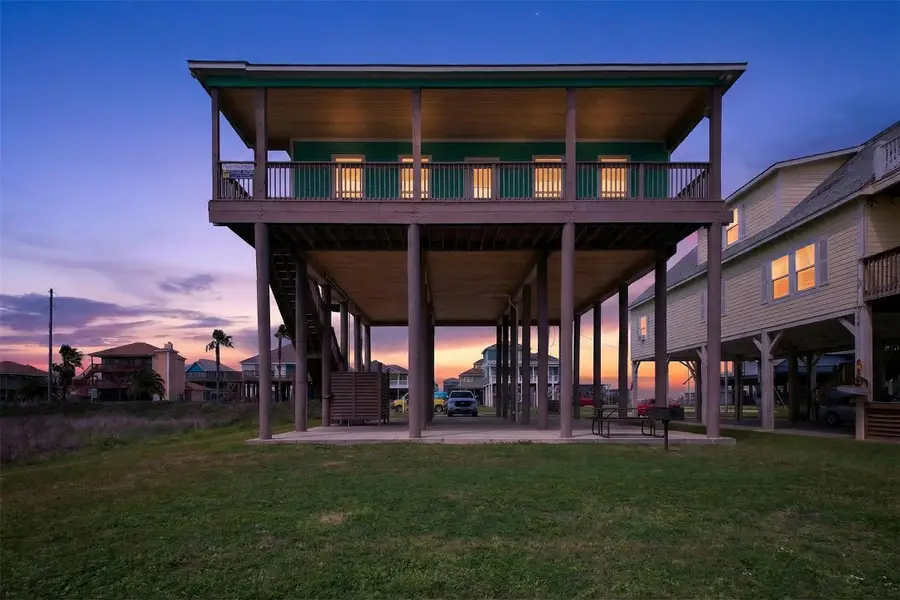 1410 Gulf, Crystal Beach, TX 77650 - #2