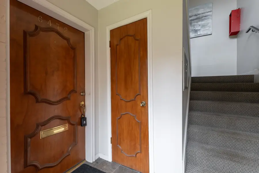 6472 Bayou Glen Road, Houston, TX 77057 - Image #2