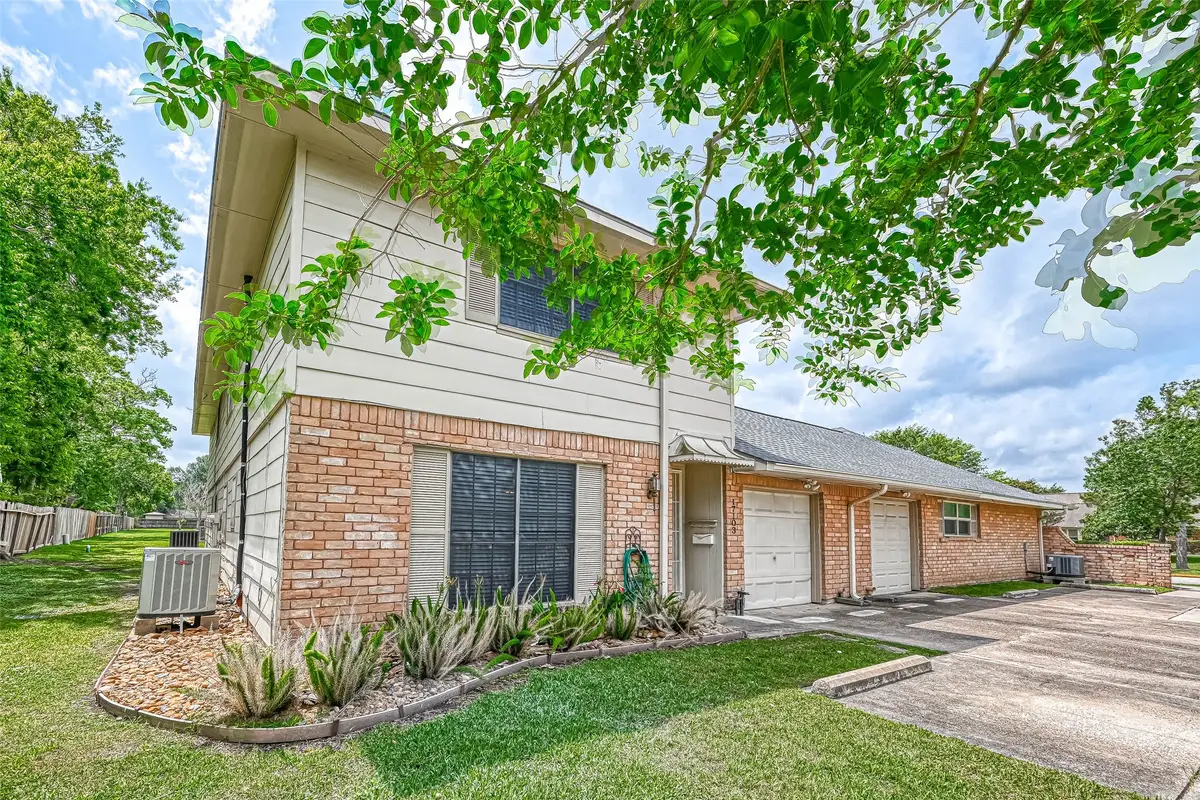 17103 Blackhawk Boulevard, Friendswood, TX 77546 - #1