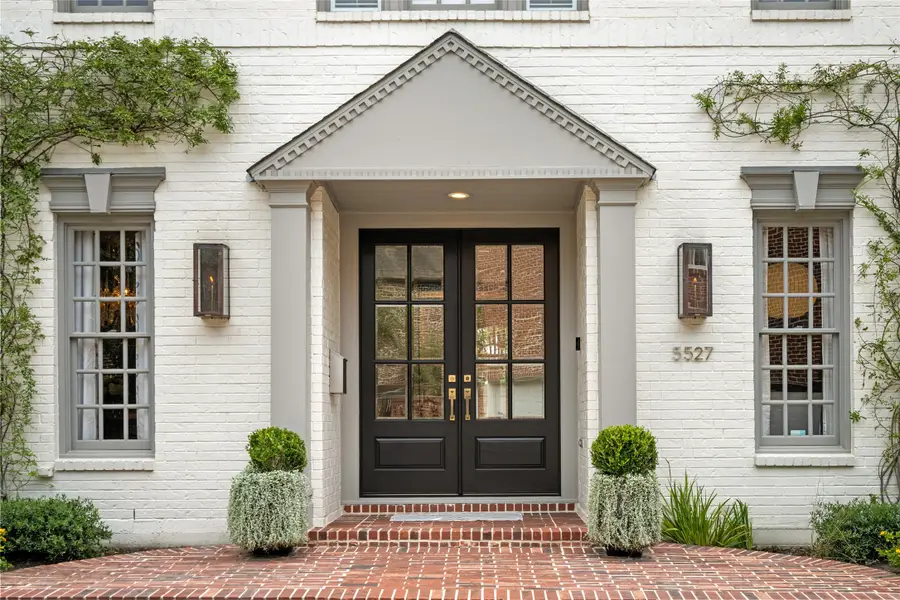 5527 Briar Drive, Houston, TX 77056 - Image #3